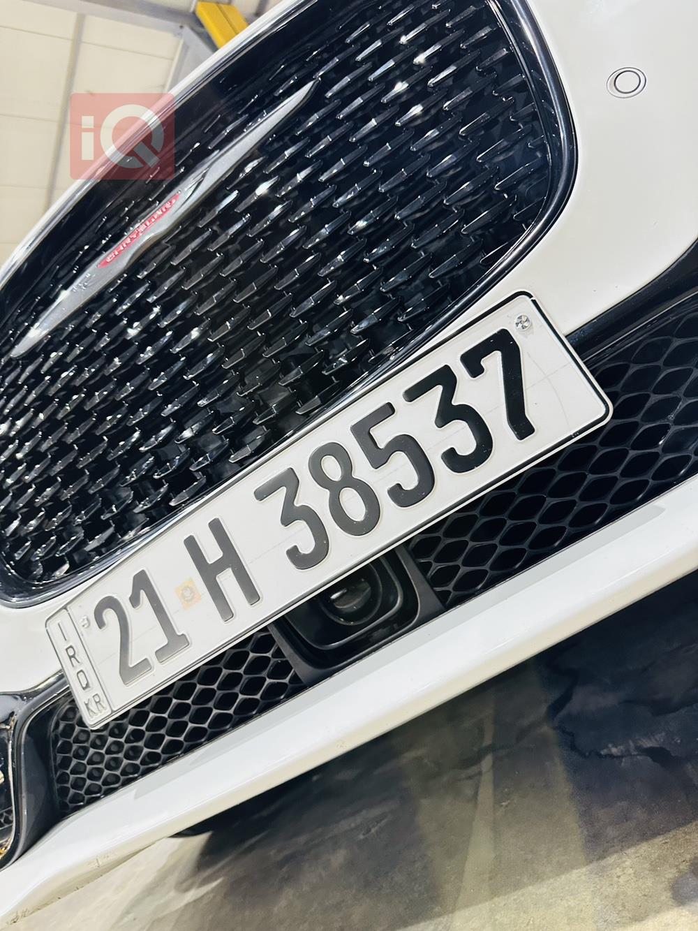 کرایسلەر 300